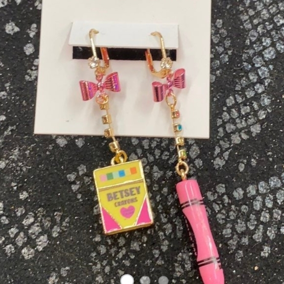 Betsey Johnson crayon mismatched NWT - Picture 2 of 4